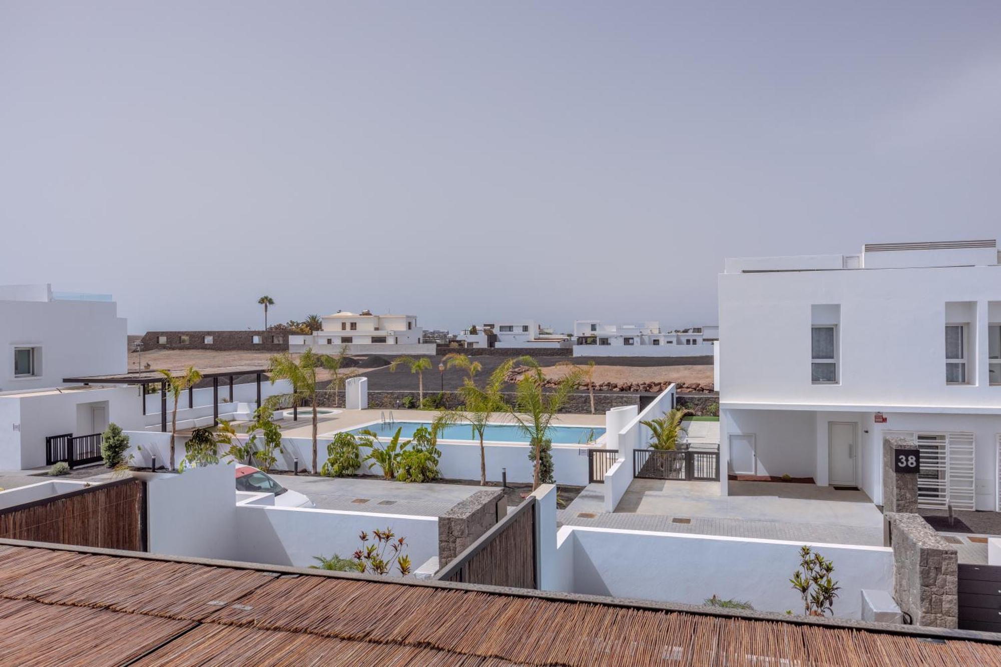 Serena Holiday Homes By Livvo Playa Blanca  Exterior foto